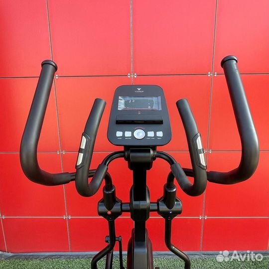 Эллиптический тренажер