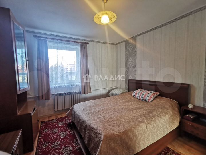 Таунхаус 162 м² на участке 16 сот.