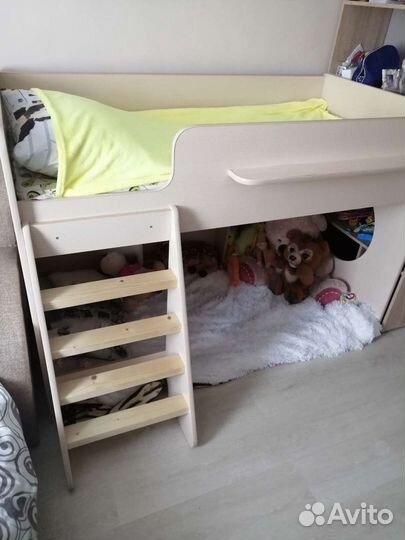 Детская кровать чердак