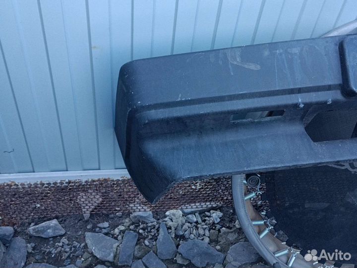 Бампер на ваз 21099