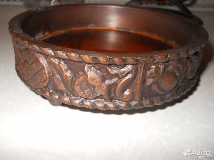 Конфетница или пепельница металл+цветное стекло