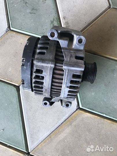 Генератор на mercedes 211