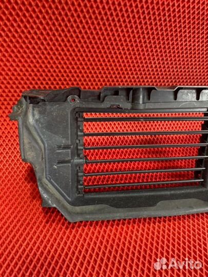 Жалюзи радиатора Volvo Xc90 2 L D4204T23 2017