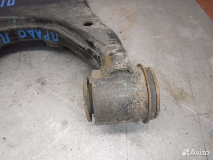 Рычаг нижний передний правый Toyota Lc Prado 120