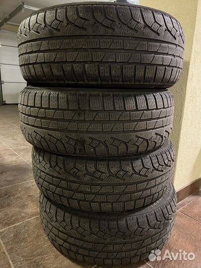 Pirelli Winter Sottozero 210 Serie II 205/55 R17 91H