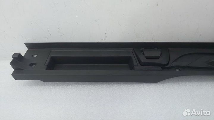 Б/У Б/У Направляющая шторки багажника Состояние