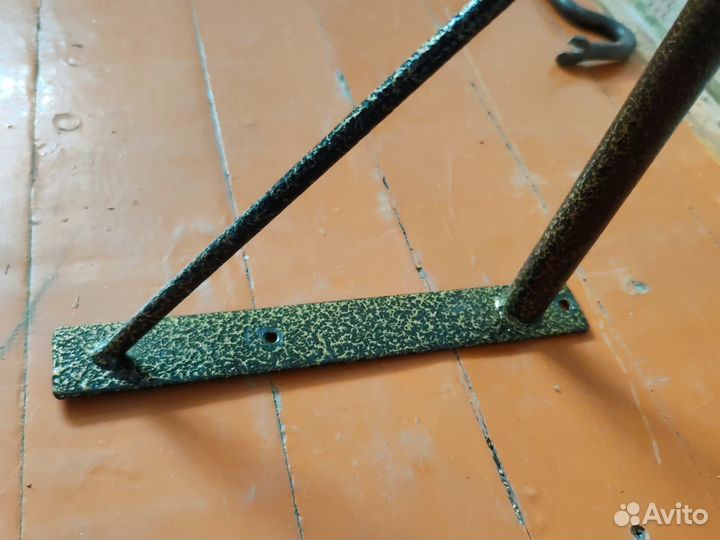 Турник настенный