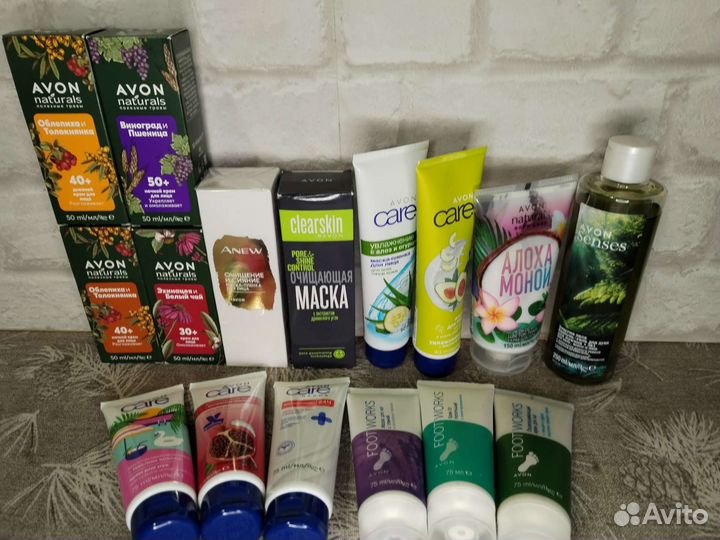 Набор по уходу за телом и волосами Эйвон/ Avon