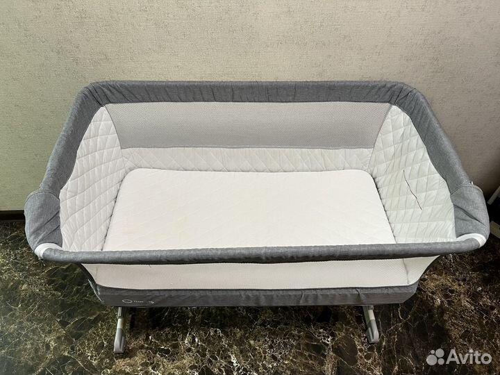 Кроватка для новорожденных приставная