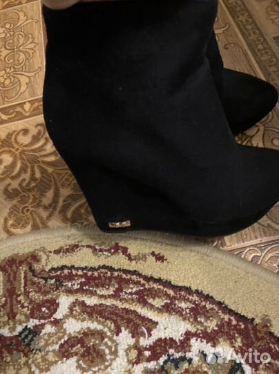 Полусапожки женские