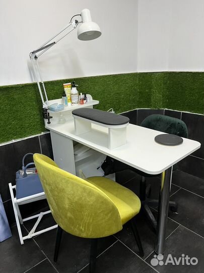 Рабочее место в аренду маникюр
