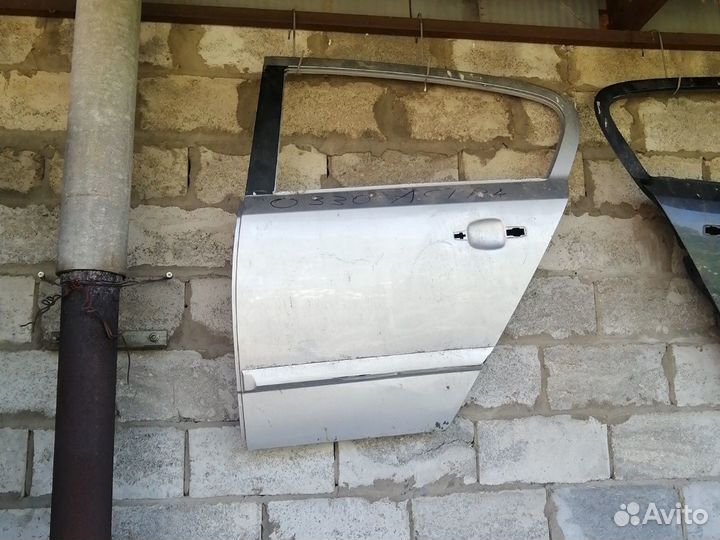 Двери Астра H