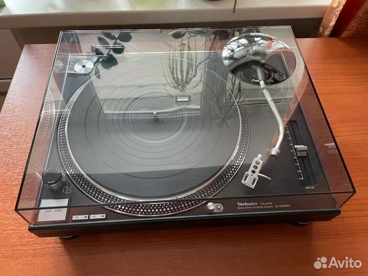 Проигрыватель винила technics SL-1210MK2