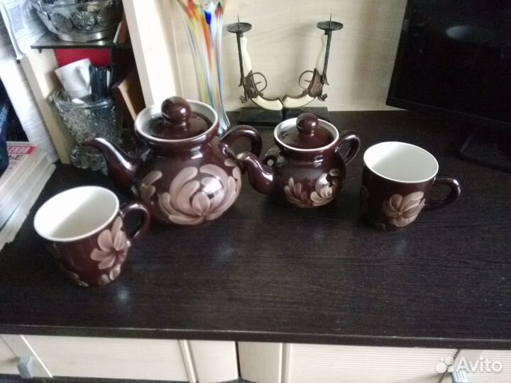 Керамика советская.Кружки 0,5 л, чайники