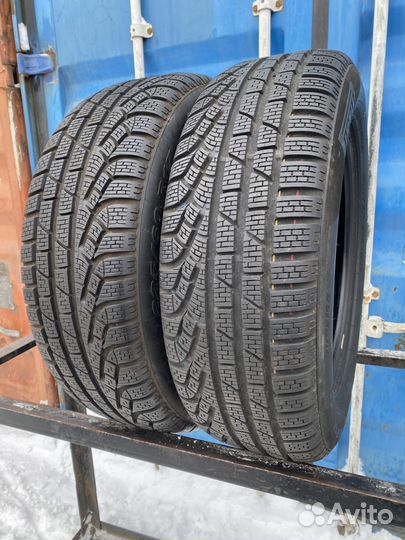 Pirelli Winter Sottozero 210 Serie II 225/60 R17 99H