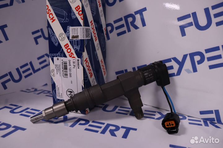 Форсунка топливная 0445120095