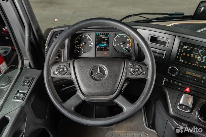 Водитель категории Е / база в Подмосковье