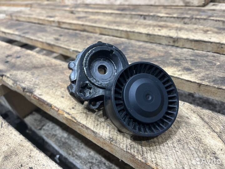 Ролик натяжной навесного оборудования Bmw Z4 E85