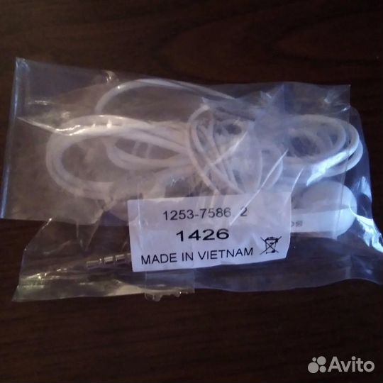 Наушники Sony