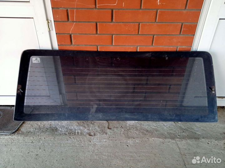 Заднее стекло ваз 2107