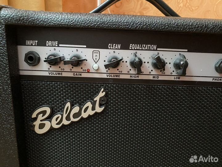 Гитарный комбоусилитель Belcat