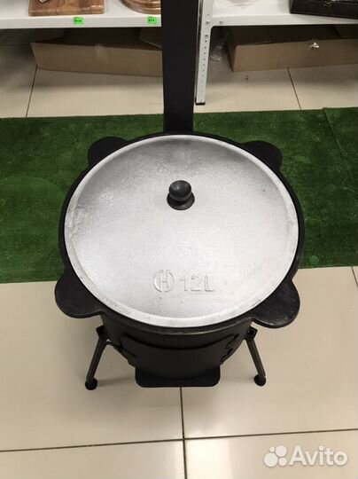 Казан, печь с трубой