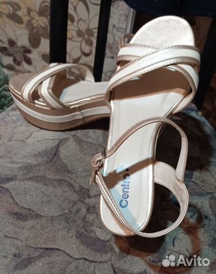 Босоножки б/у 37 и 38,5