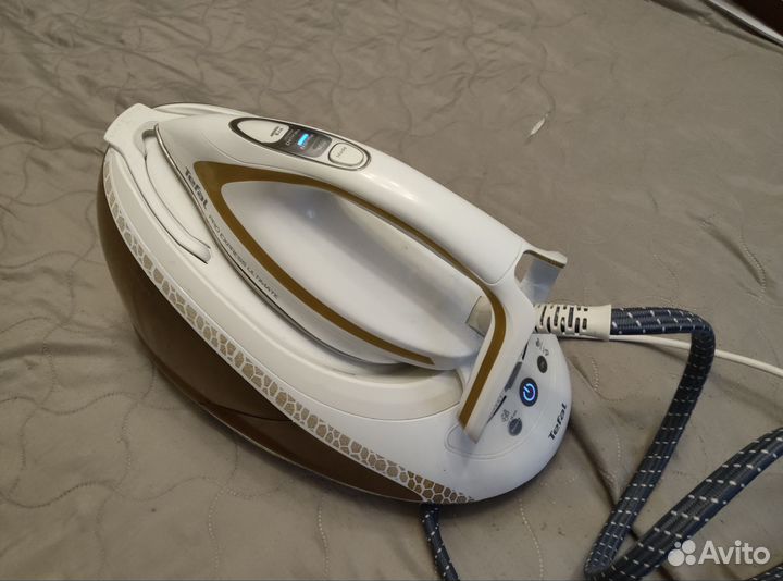 Утюг с парогенератором tefal