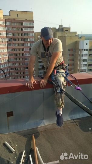 Промышленный альпинист. монтаж кондиционеров