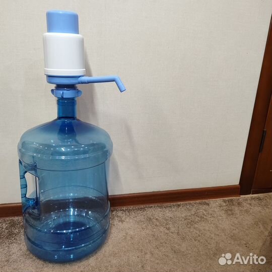 Бутыль 19 литров с помпой