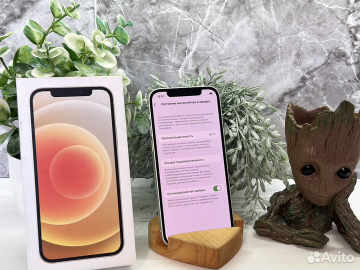 iPhone 12, 64 ГБ