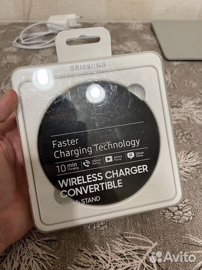 Беспроводное зарядное устройство Samsung EP-PG950