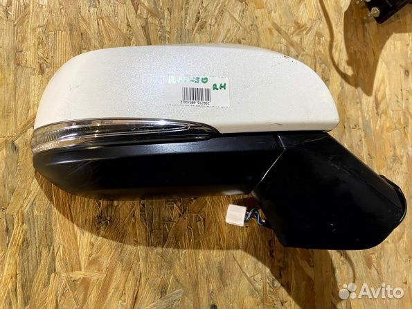 Зеркало заднего вида левое Toyota Rav-4 50 2022