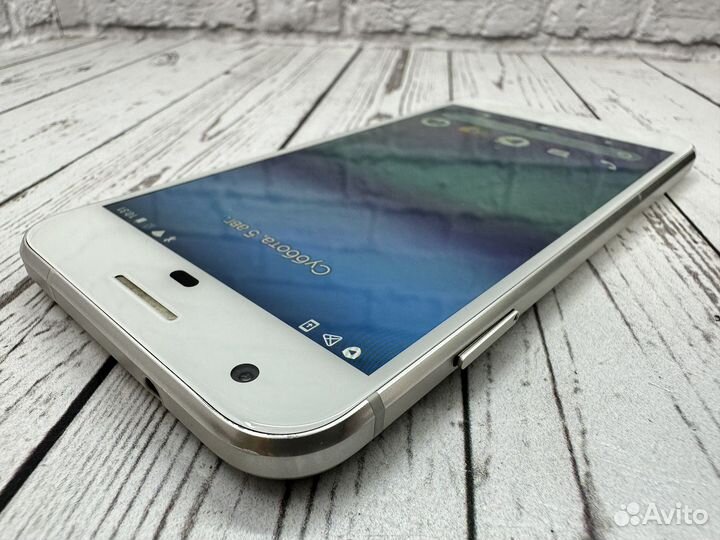 Google pixel 32gb Silver
