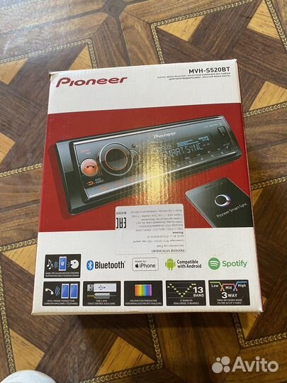 Pioneer MVH-S520BT