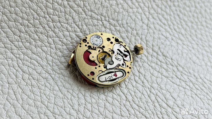 Механизм от мужских часов Bulova Кварц Винтаж