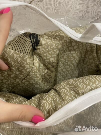 Одеяло новое облегченное 200 * 220