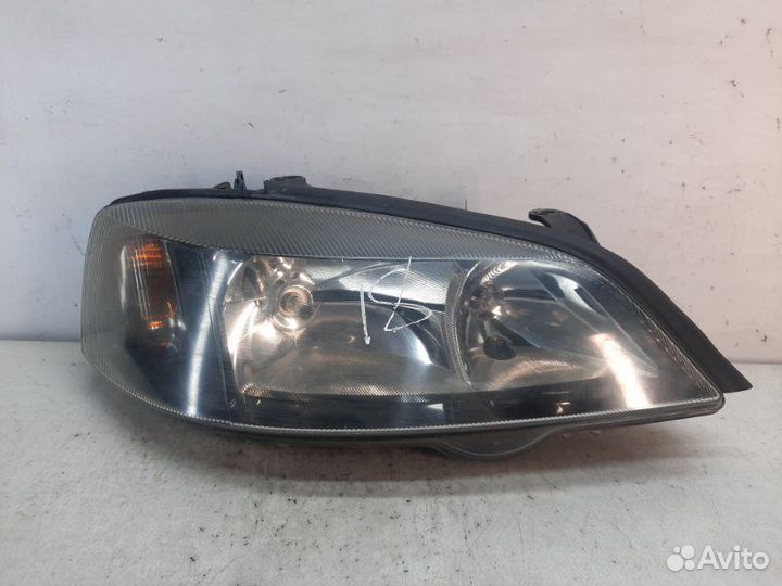 Фара передняя правая Opel Astra хэтчбэк 5 дв. 1.6