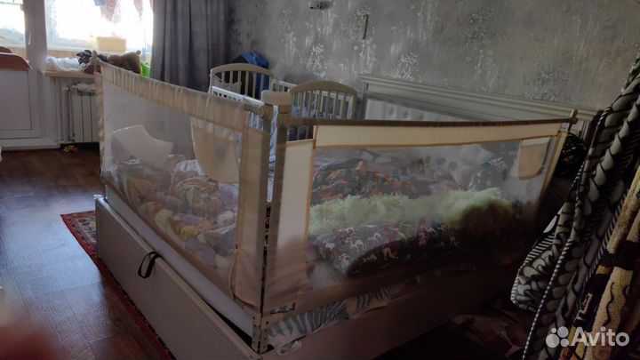 Защитный бортик для кровати 180 см