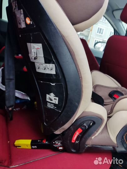 Кресло Geburt с isofix