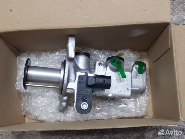 Главный тормозной цилиндр VAG