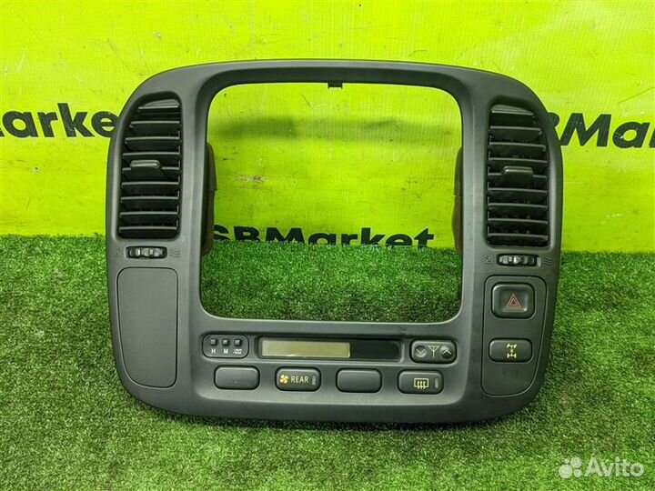 Блок управления климат-контроля Toyota Land