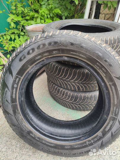 Goodyear UltraGrip Ice 175/70 R14 88C