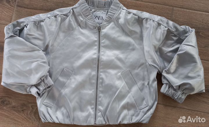 Бомбер для девочки zara