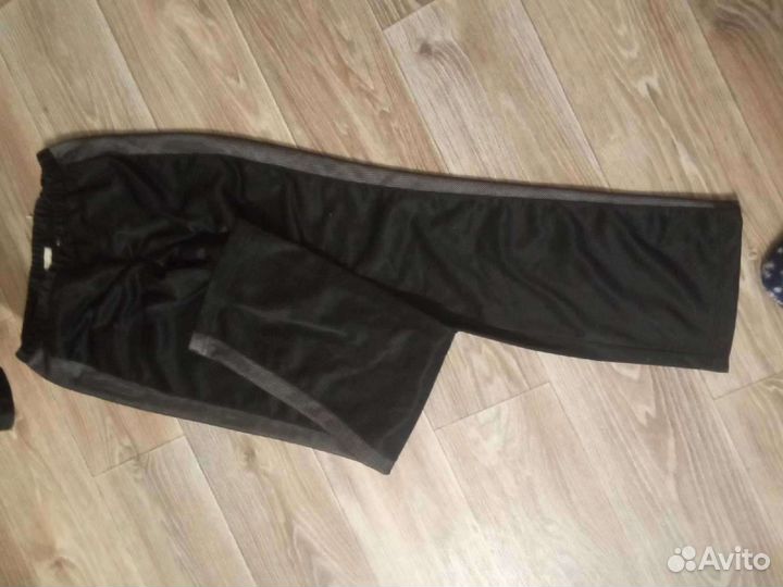 Спортивный костюм женский