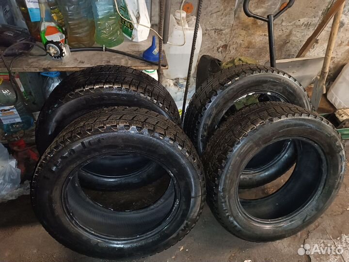 Maxxis Bighorn 215/60 R16