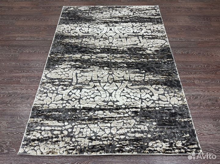 Ковер 1.6х2.3 новый