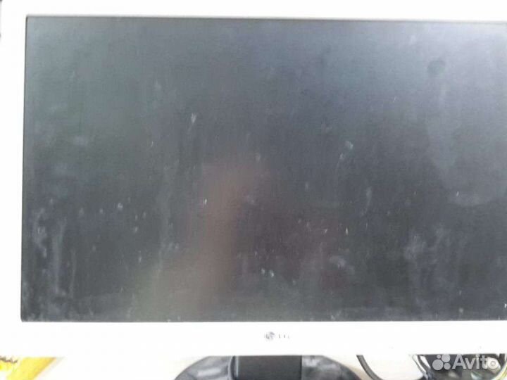 Монитор LG flatron W2042F