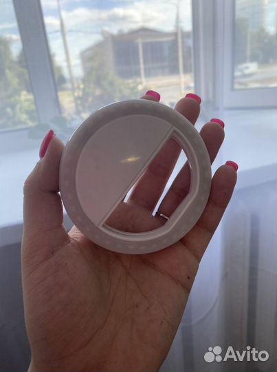 Кольцевая лампа на телефон