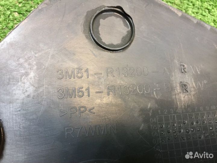 Накладка на порог правая Ford Focus 2 седан 1.8